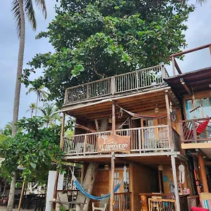 El Almendron Hotel
