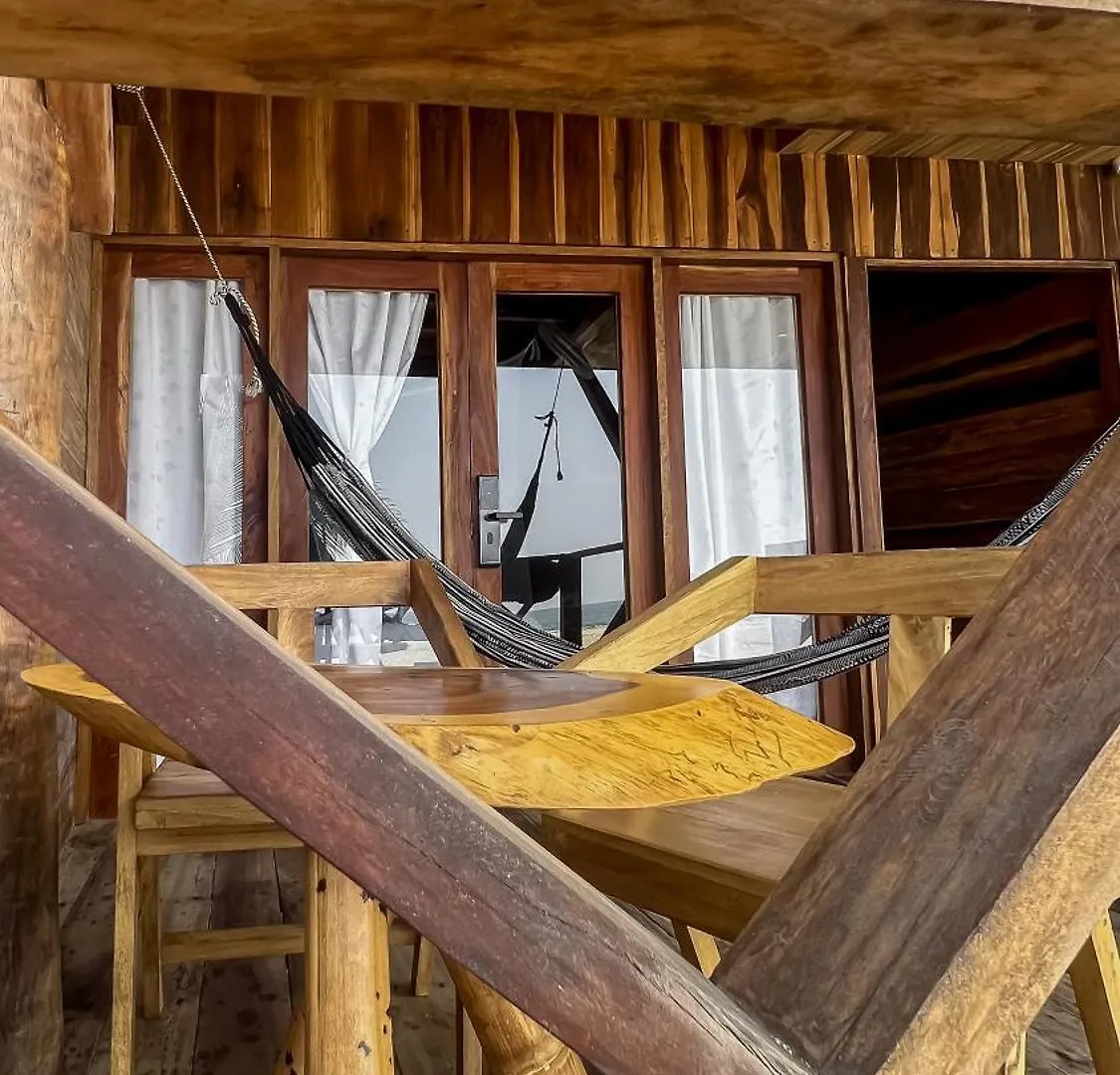 Hostal Mocambo Beach Guachaca